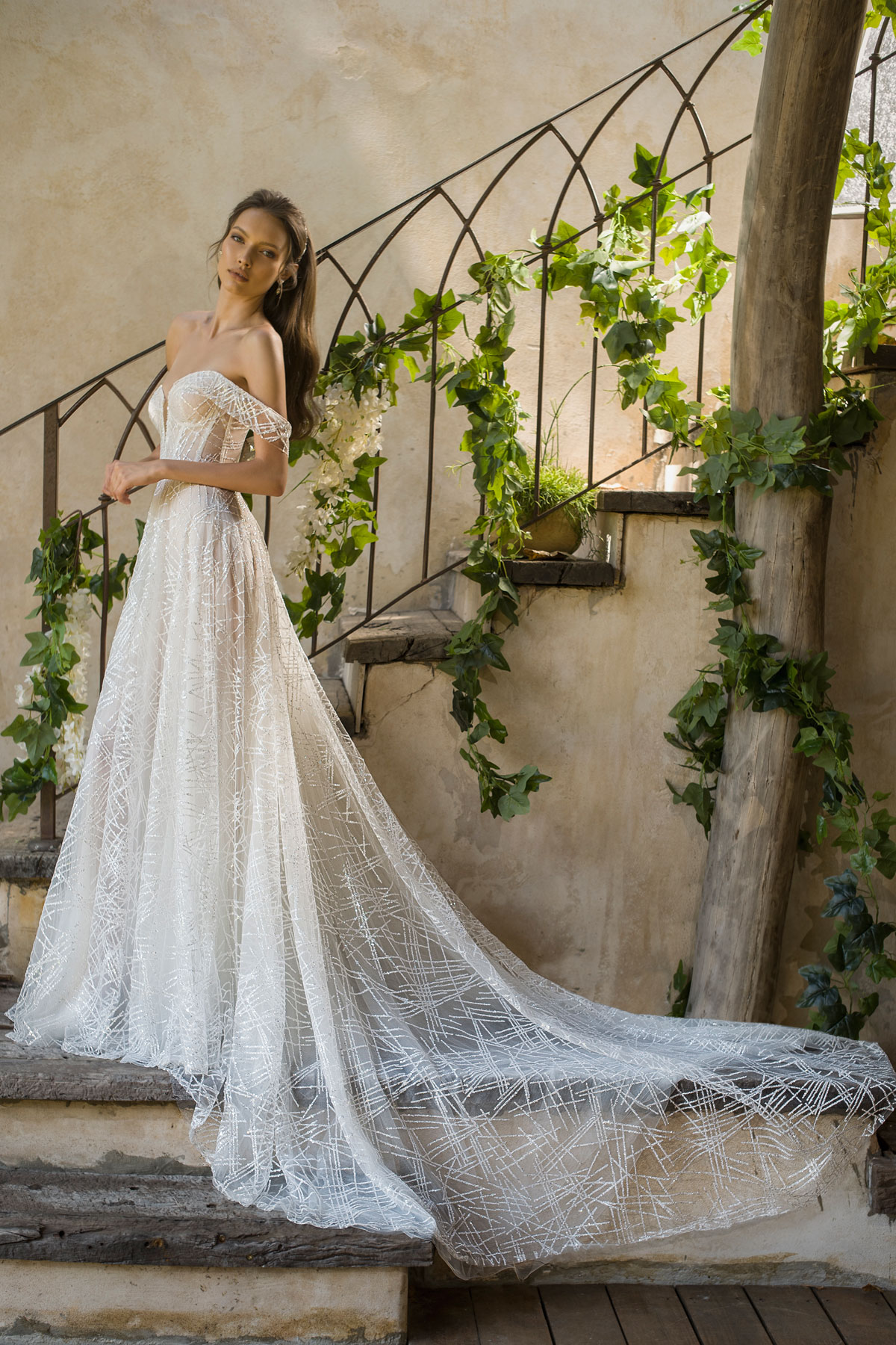  Produto: DH 2006, Categoria: Vestidos de Noiva, Ano: 2020, Marca Julie Vino Group