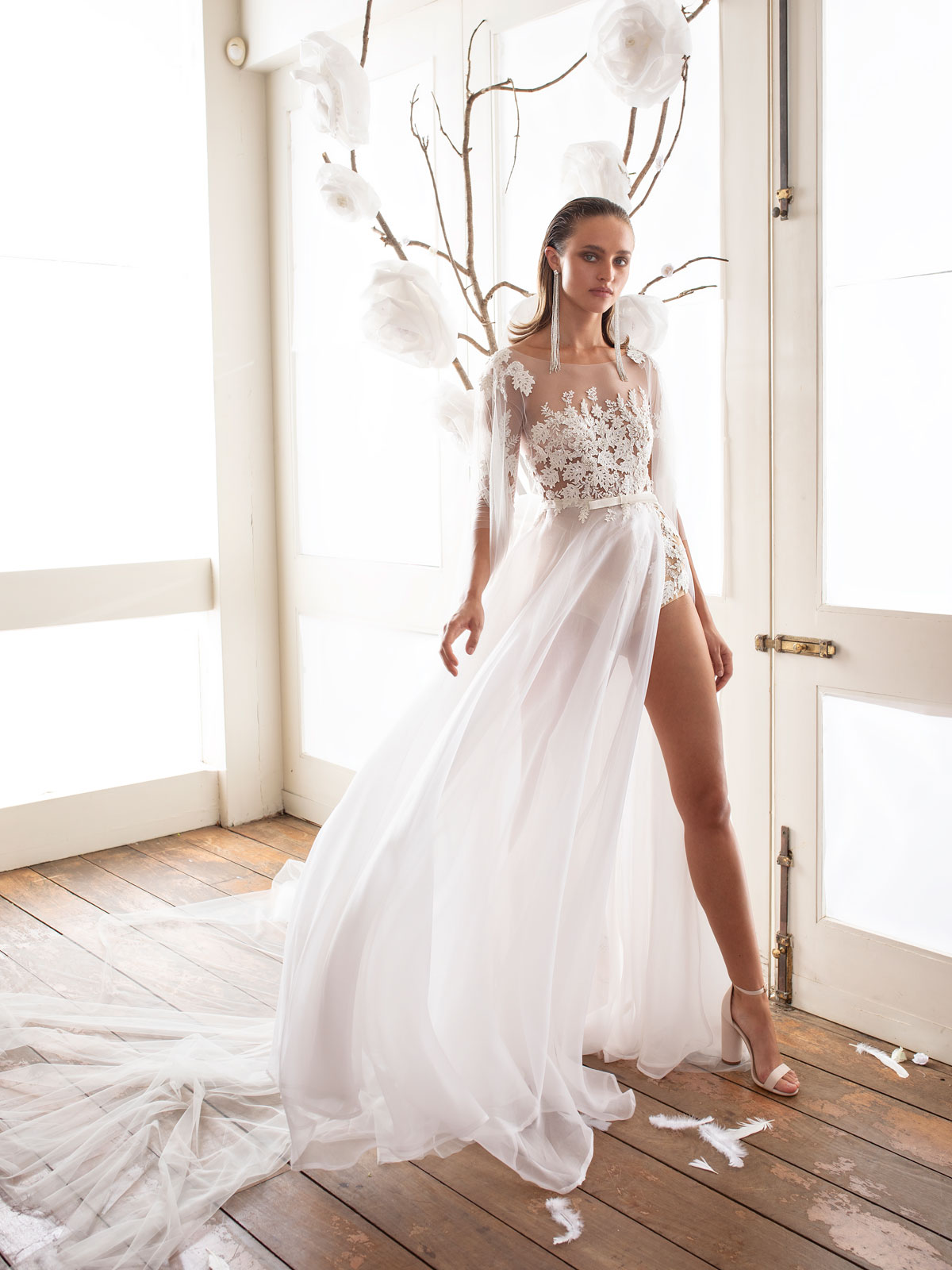  Produto: EV 2005, Categoria: Vestidos de Noiva, Ano: 2020, Marca Julie Vino Group