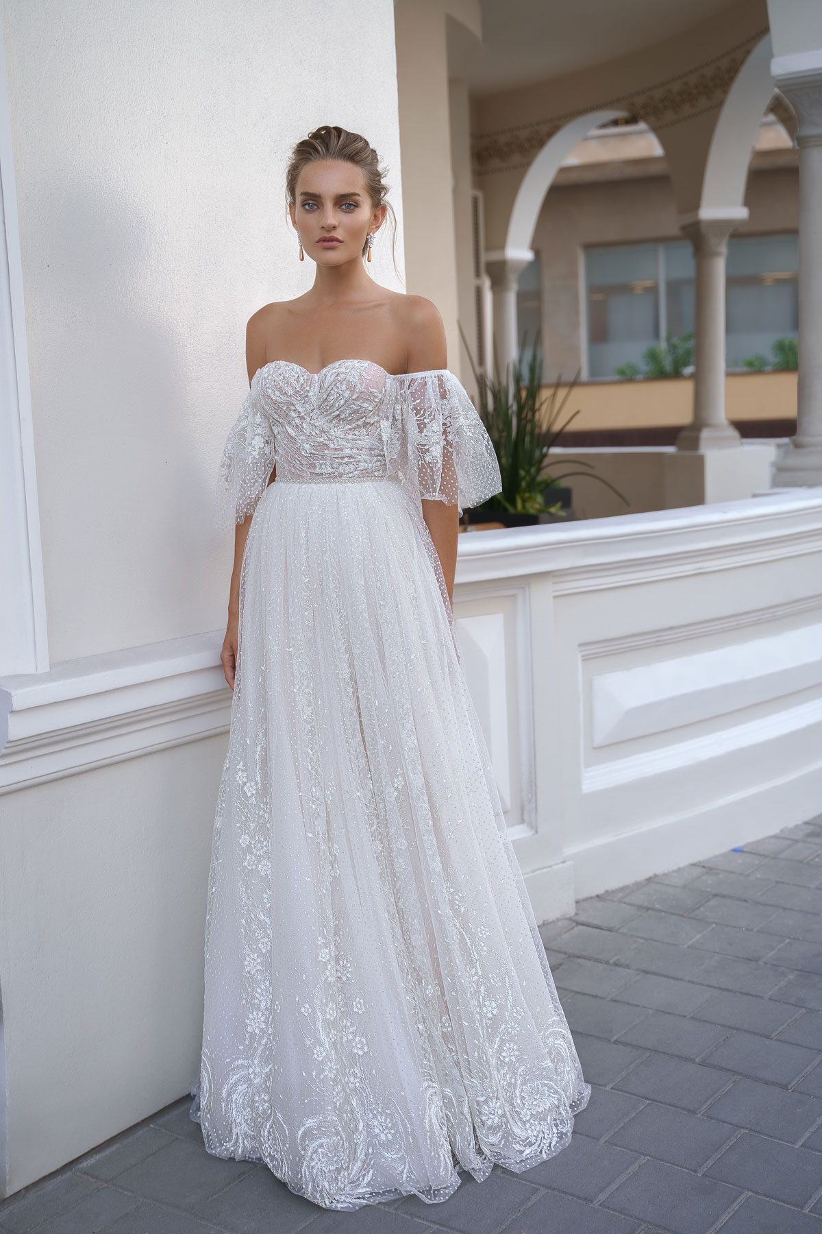  Produto: GR 2004, Categoria: Vestidos de Noiva, Ano: 2020, Marca Julie Vino Group
