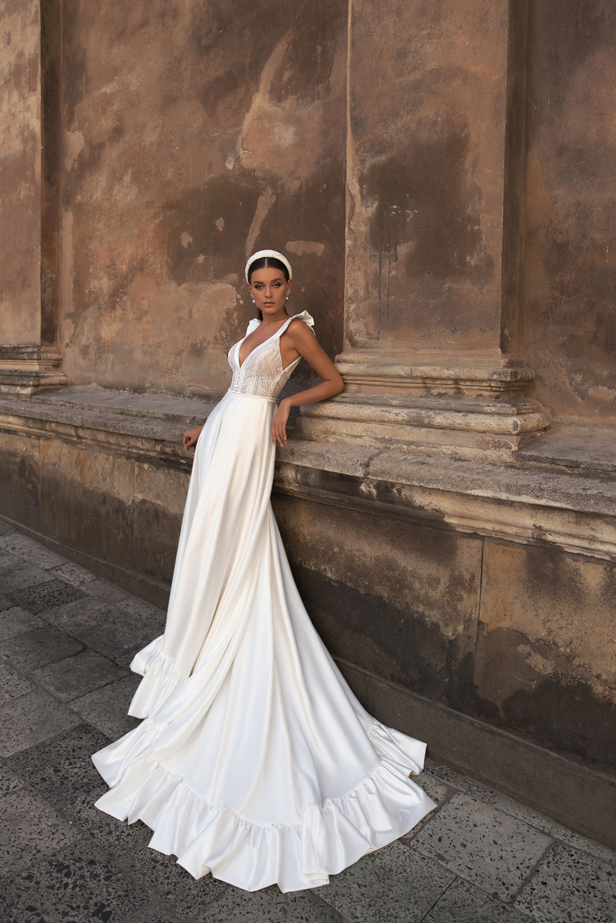  Produto: VG 2006, Categoria: Vestidos de Noiva, Ano: 2020, Marca Julie Vino Group