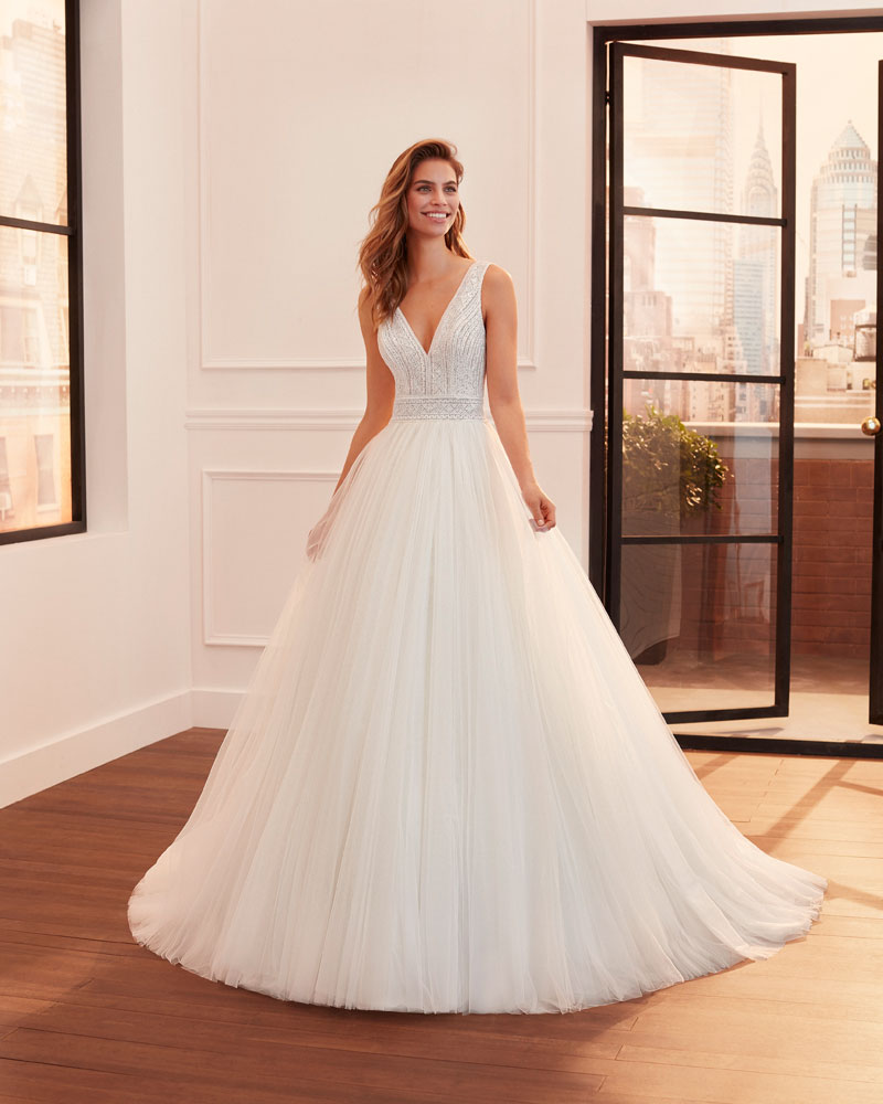  Produto: Limbo, Categoria: Vestidos de Noiva, Ano: 2020, Marca Luna Novias