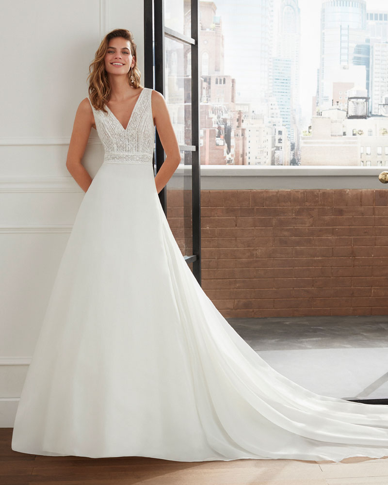  Produto: Loyda, Categoria: Vestidos de Noiva, Ano: 2020, Marca Luna Novias