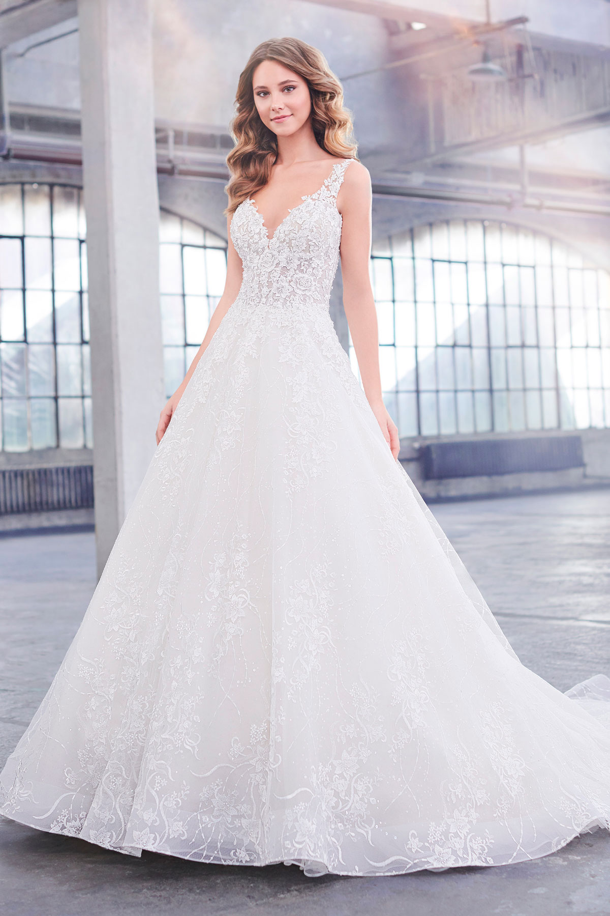  Produto: 219201, Categoria: Vestidos de Noiva, Ano: 2019, Marca Martin Thornburg