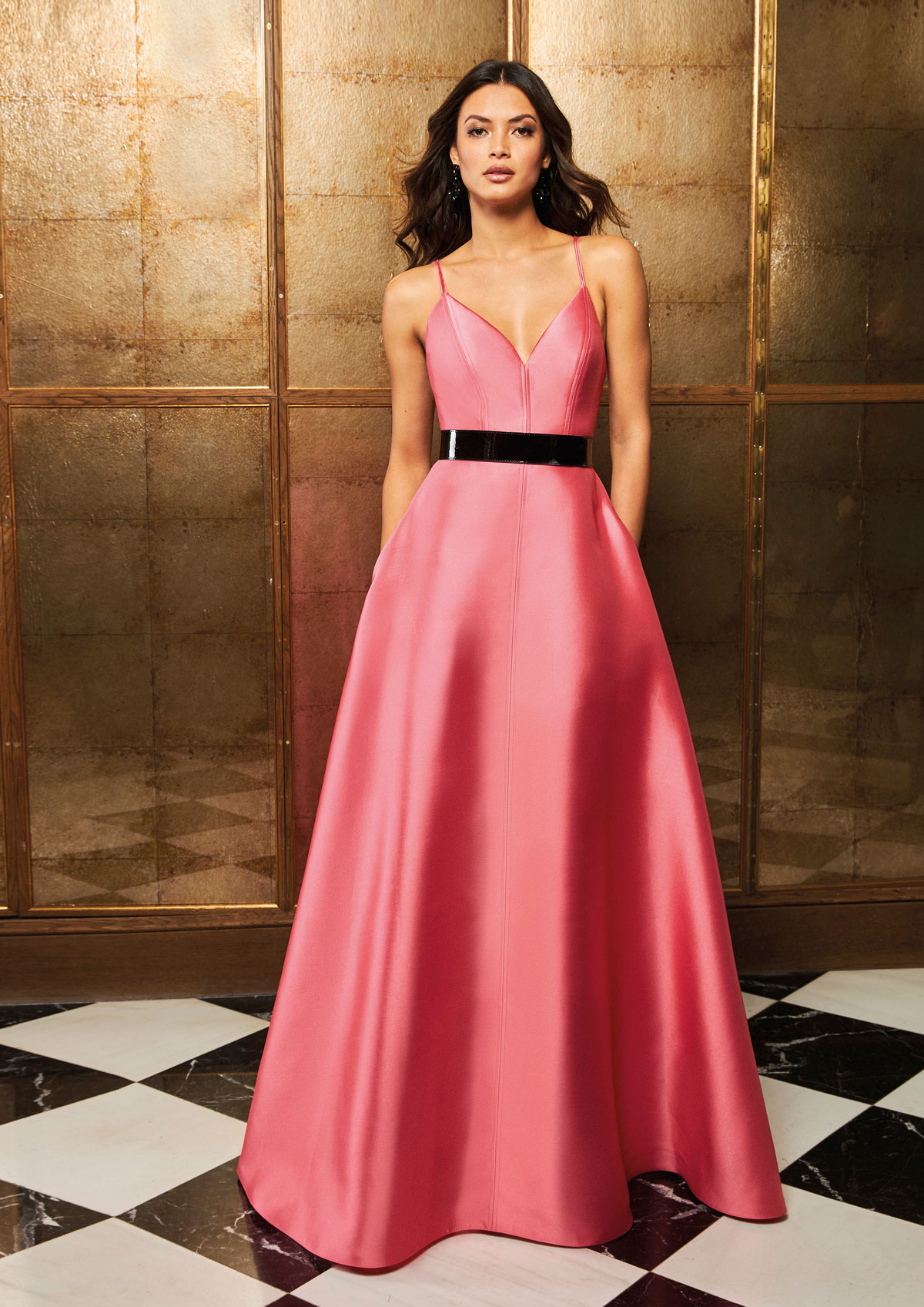  Produto: Te 150, Categoria: Vestidos de Cerimónia, Ano: 2021, Marca Pronovias