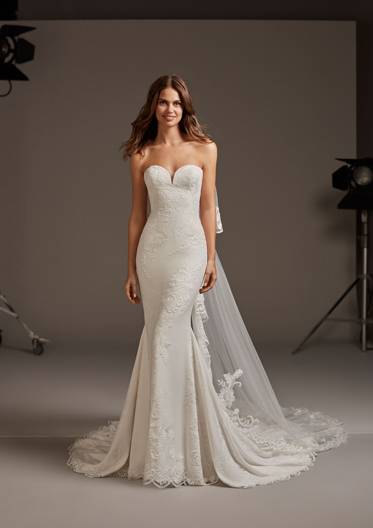  Produto: Astrid, Categoria: Vestidos de Noiva, Ano: 2020, Marca Pronovias