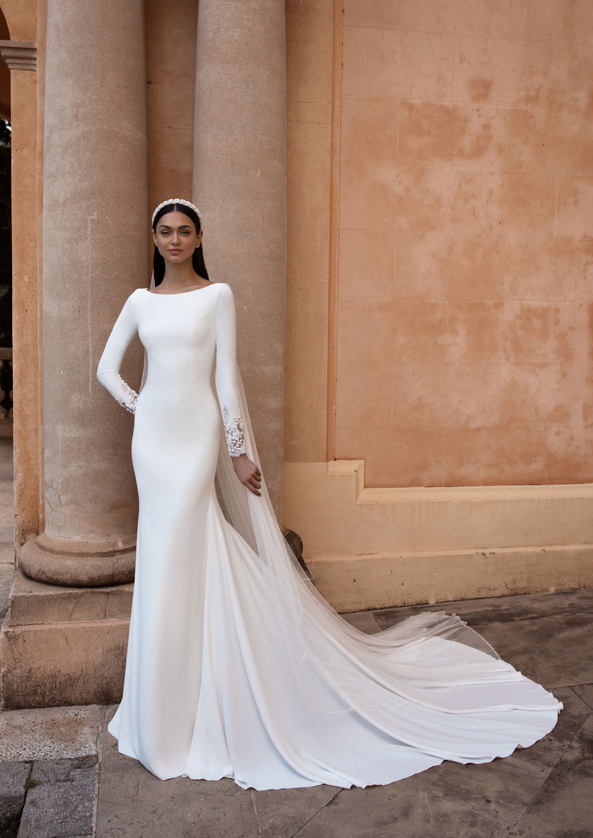  Produto: Atami, Categoria: Vestidos de Noiva, Ano: 2020, Marca Pronovias