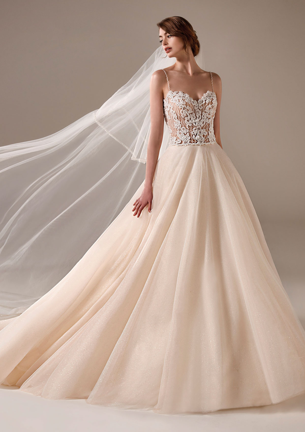  Produto: Beth, Categoria: Vestidos de Noiva, Ano: 2020, Marca Pronovias