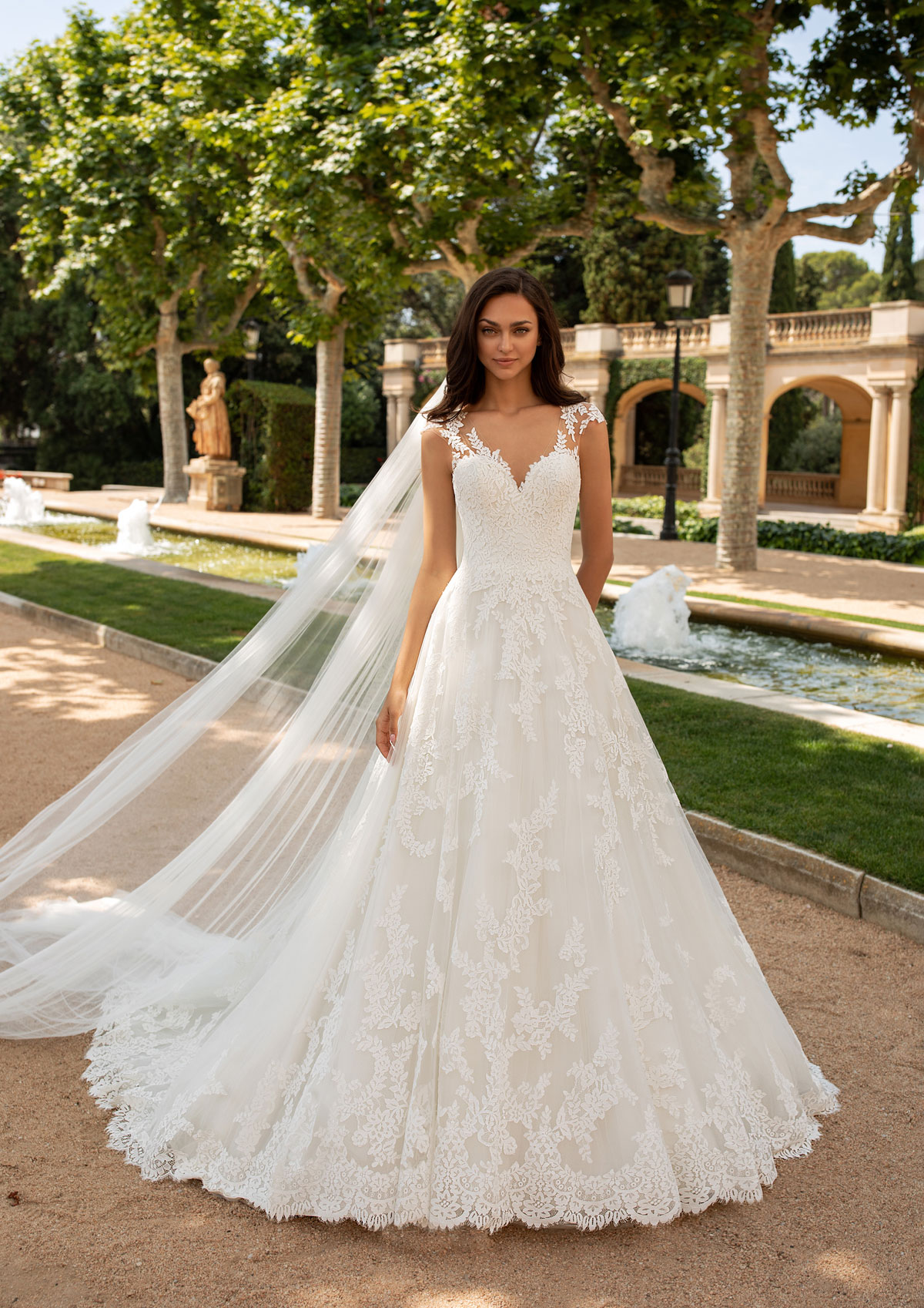  Produto: Charlote, Categoria: Vestidos de Noiva, Ano: 2020, Marca Pronovias