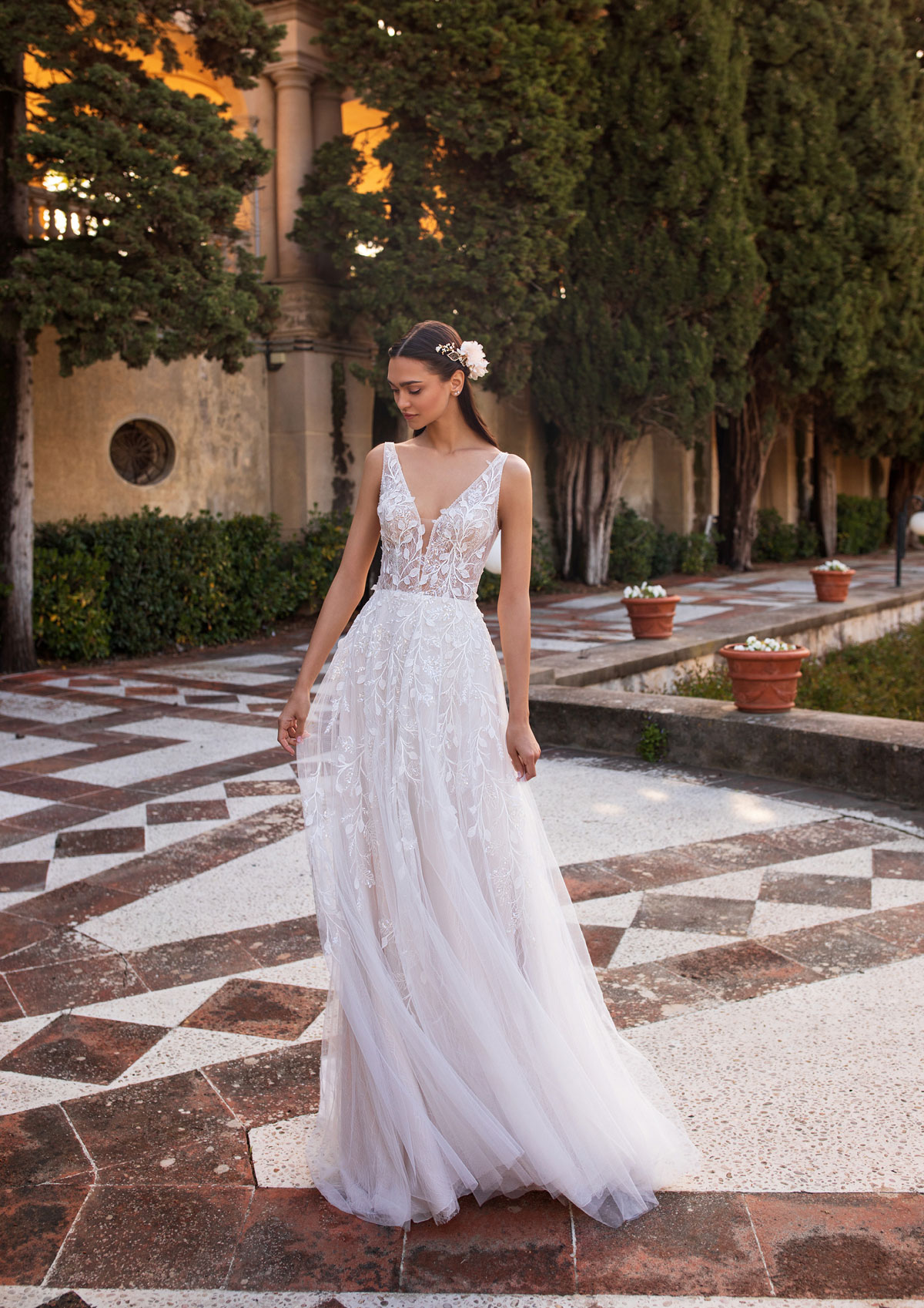  Produto: Elara, Categoria: Vestidos de Noiva, Ano: 2020, Marca Pronovias