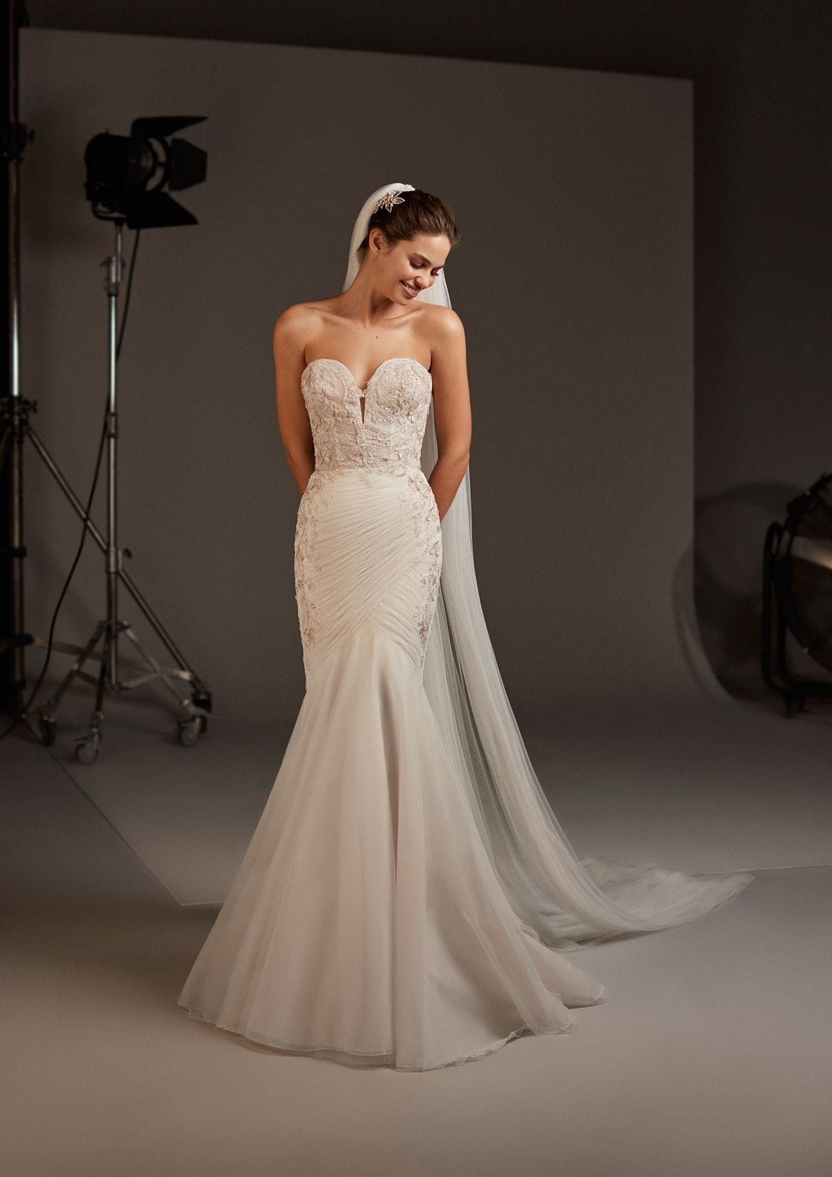  Produto: Halo, Categoria: Vestidos de Noiva, Ano: 2020, Marca Pronovias