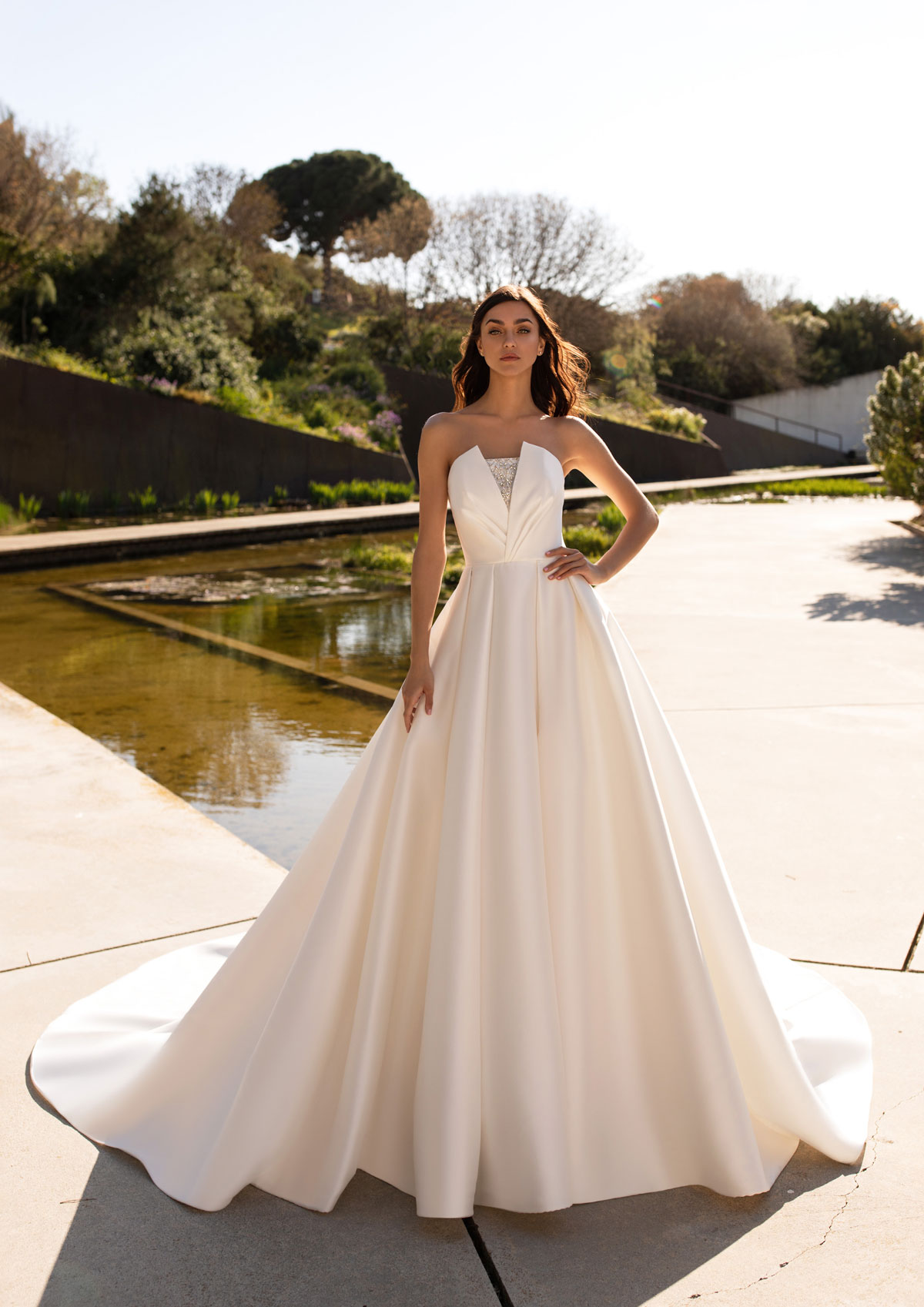  Produto: Phoebe, Categoria: Vestidos de Noiva, Ano: 2020, Marca Pronovias