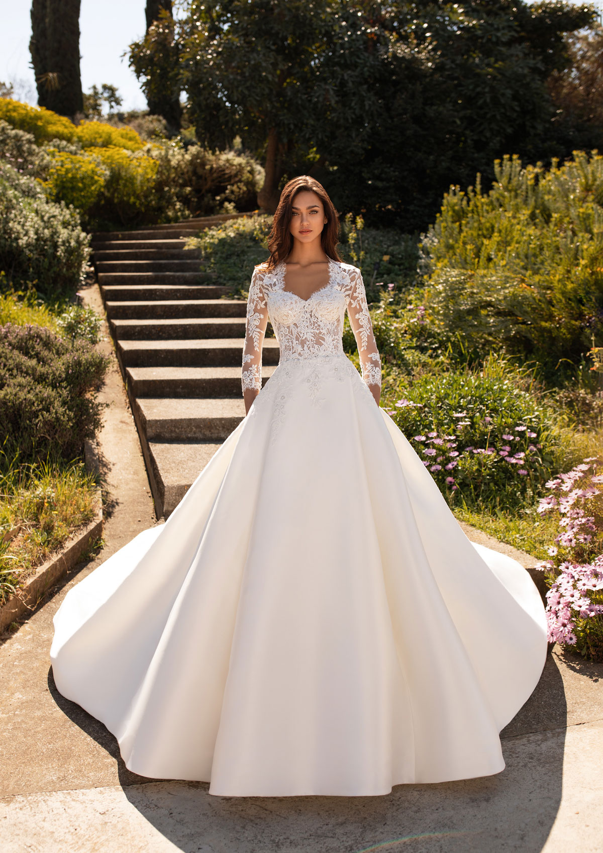  Produto: Phoenicia, Categoria: Vestidos de Noiva, Ano: 2020, Marca Pronovias