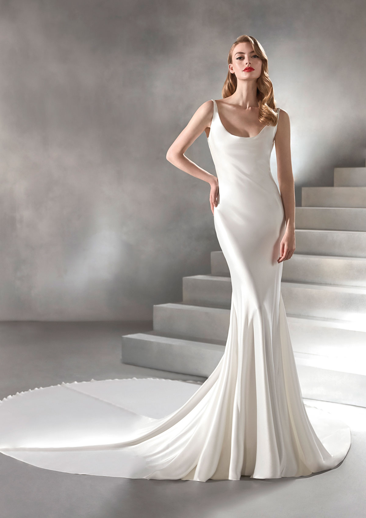  Produto: Ribelia, Categoria: Vestidos de Noiva, Ano: 2020, Marca Pronovias