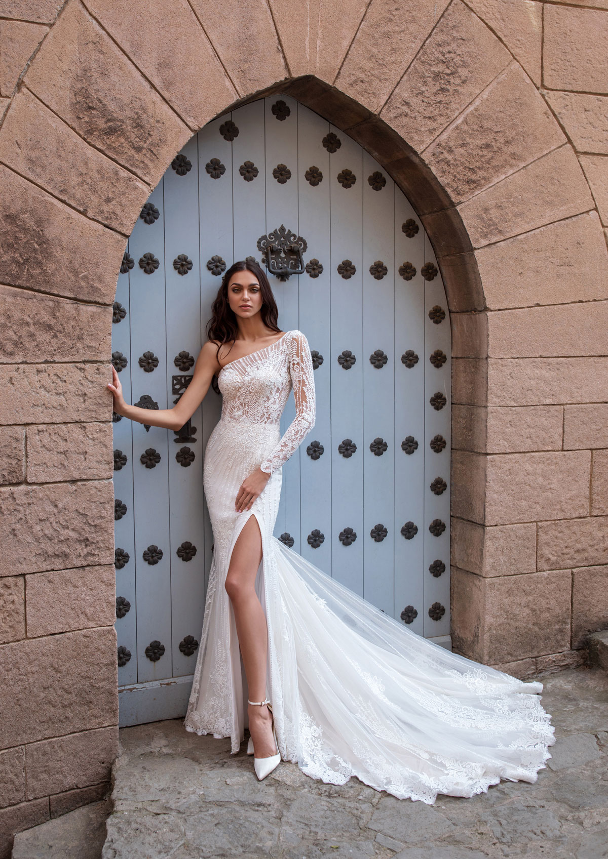  Produto: Titan, Categoria: Vestidos de Noiva, Ano: 2020, Marca Pronovias