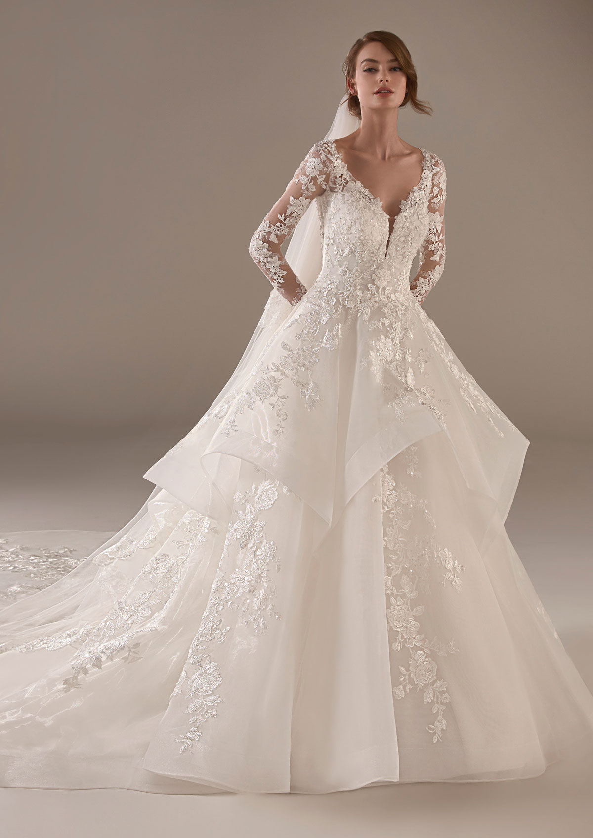  Produto: Vivienne, Categoria: Vestidos de Noiva, Ano: 2020, Marca Pronovias