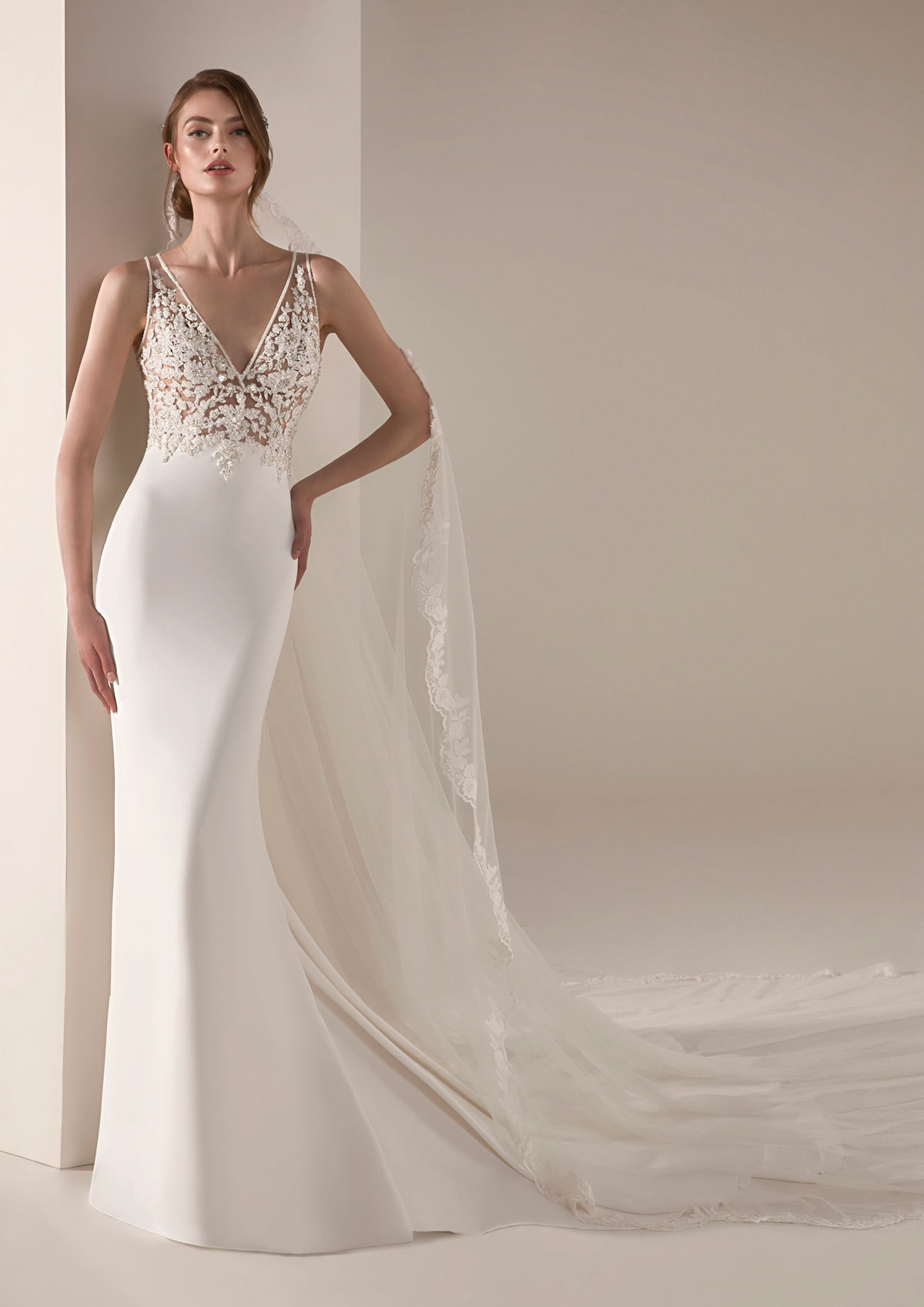  Produto: Yari, Categoria: Vestidos de Noiva, Ano: 2020, Marca Pronovias