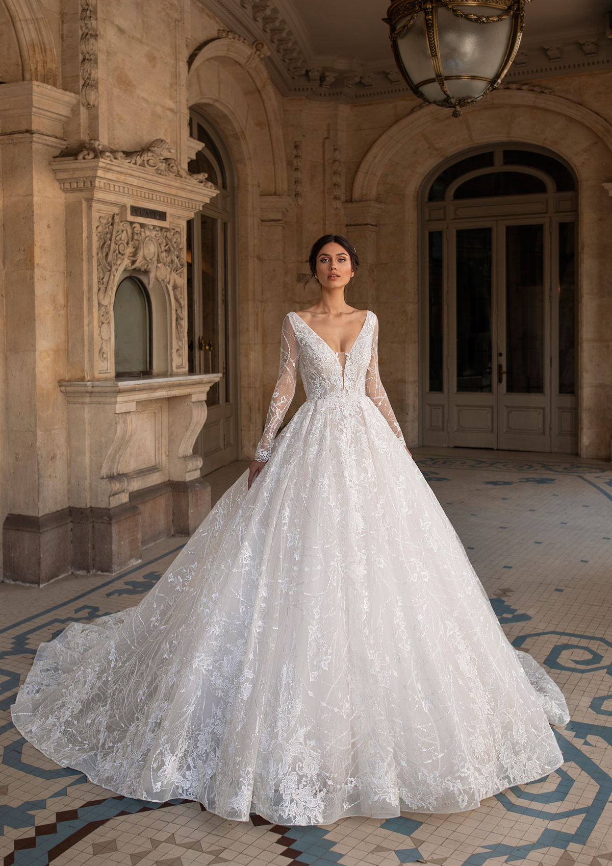  Produto: Byington, Categoria: Vestidos de Noiva, Ano: 2021, Marca Pronovias