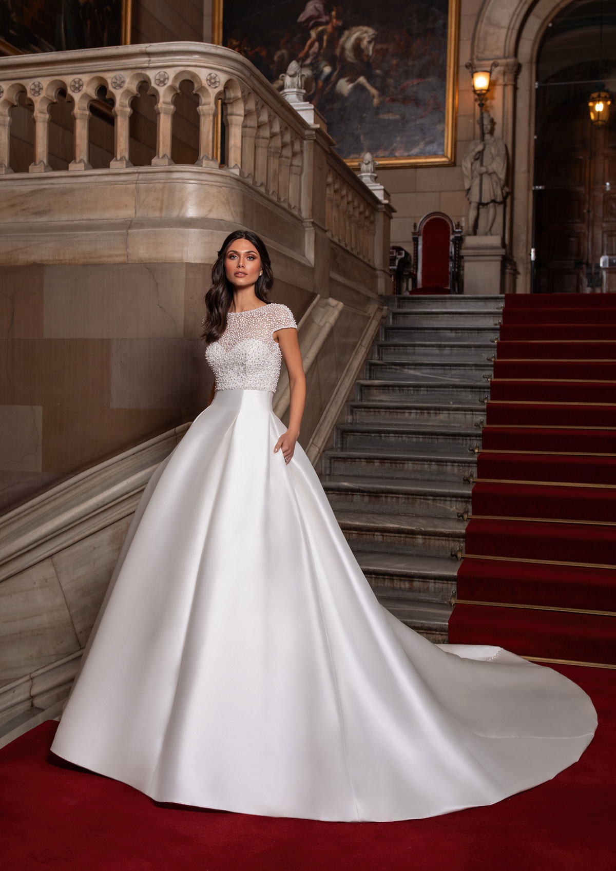  Produto: Close, Categoria: Vestidos de Noiva, Ano: 2021, Marca Pronovias