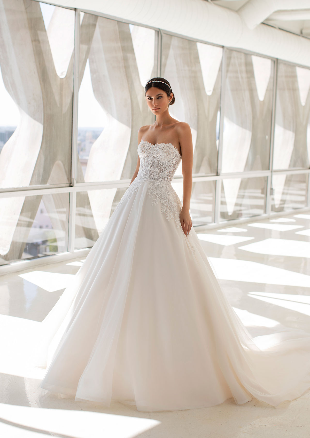  Produto: Leigh, Categoria: Vestidos de Noiva, Ano: 2021, Marca Pronovias