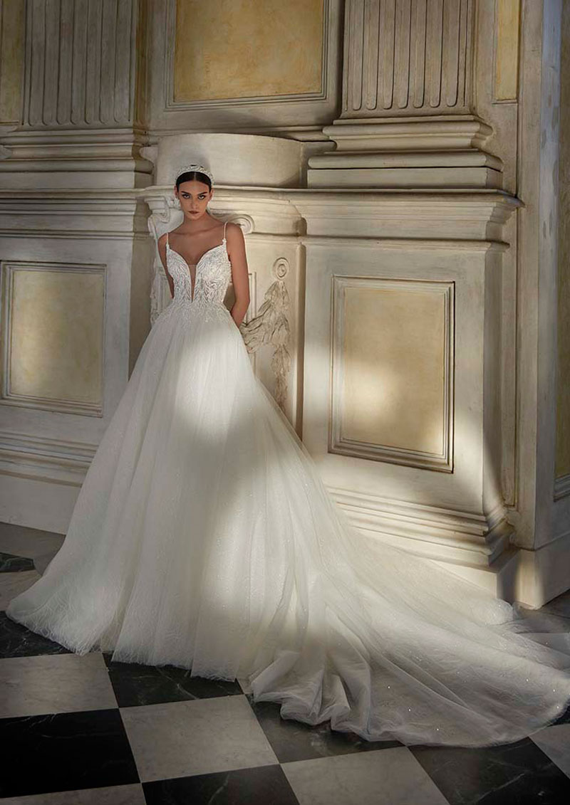  Produto: Flamenca, Categoria: Vestidos de Noiva, Ano: 2023, Marca Pronovias