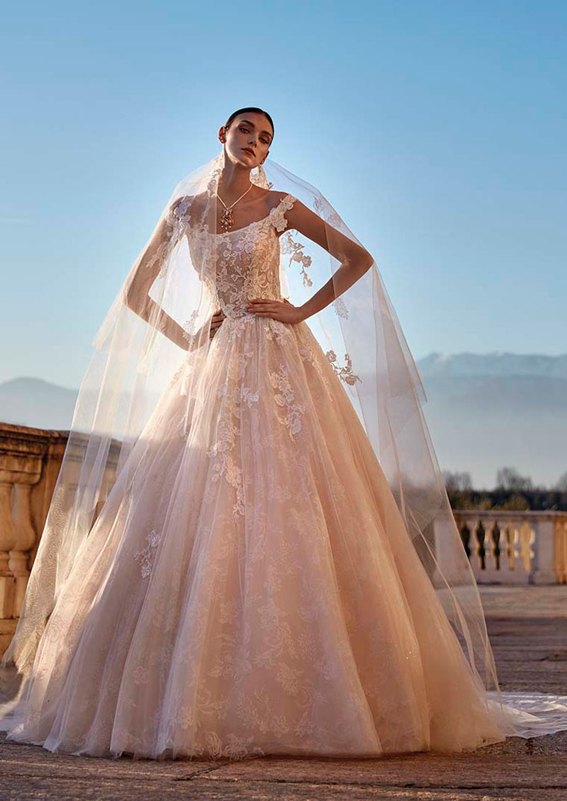  Produto: Yani, Categoria: Vestidos de Noiva, Ano: 2023, Marca Pronovias