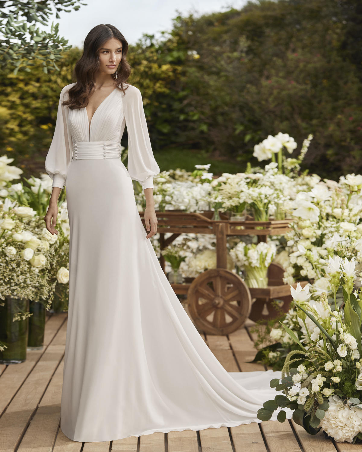  Produto: Caspe, Categoria: Vestidos de Noiva, Ano: 2023, Marca Rosa Clará