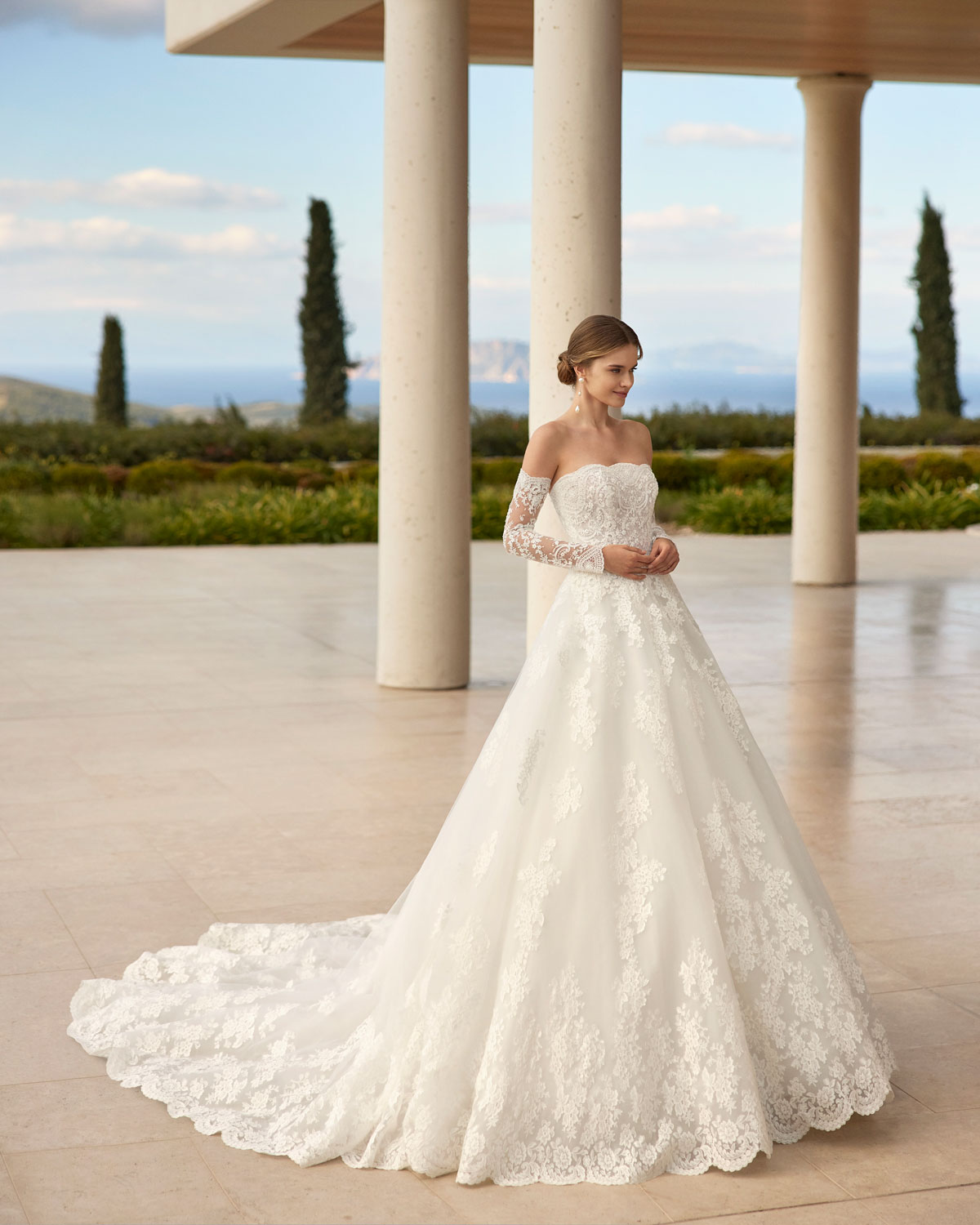  Produto: Vicent, Categoria: Vestidos de Noiva, Ano: 2023, Marca Rosa Clará