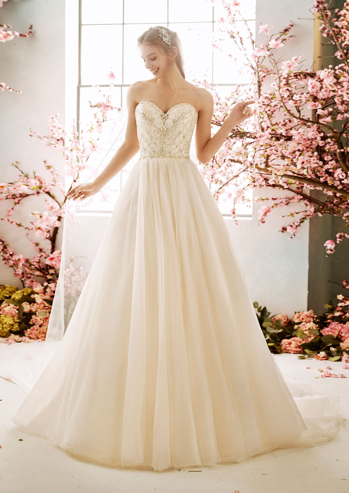  Produto: Hyacinth, Categoria: Vestidos de Noiva, Ano: 2020, Marca San Patrick