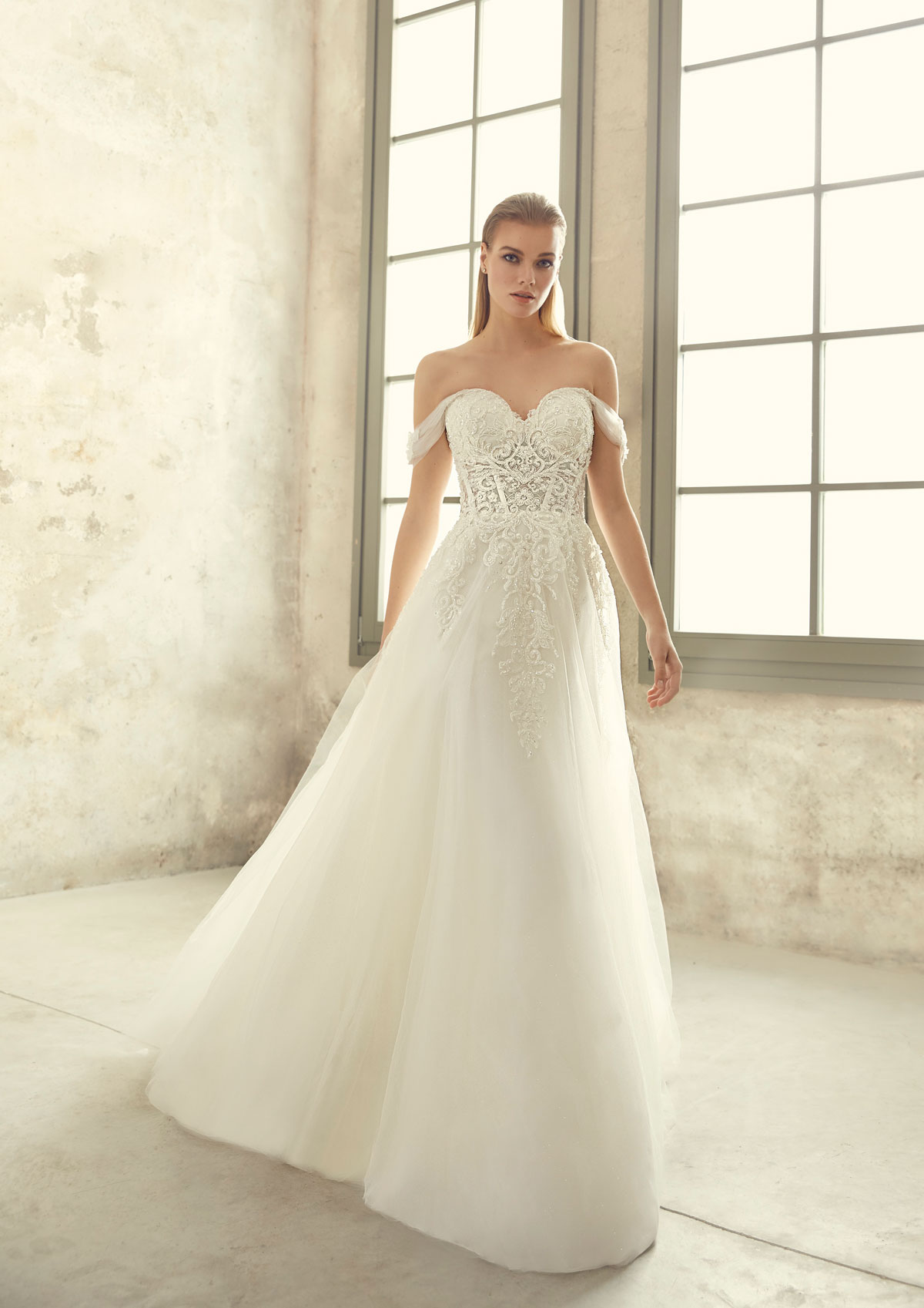  Produto: Lively, Categoria: Vestidos de Noiva, Ano: 2021, Marca San Patrick