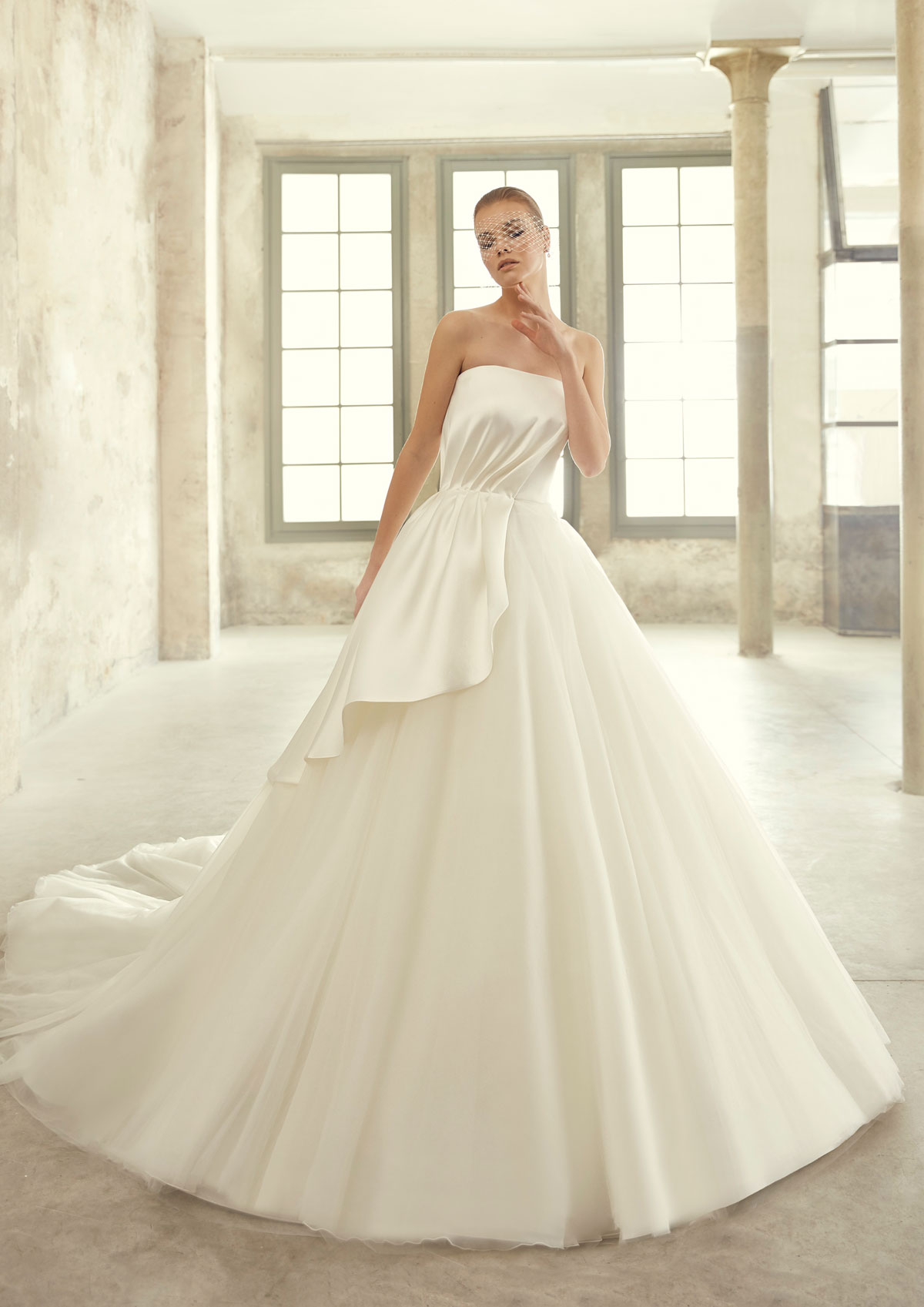  Produto: Priyanka, Categoria: Vestidos de Noiva, Ano: 2021, Marca San Patrick